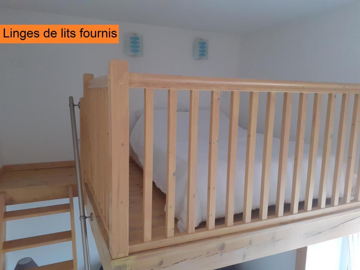 Appartement Rez De Chaussee Avec Terrasse Et Jardin Tence Exterior foto